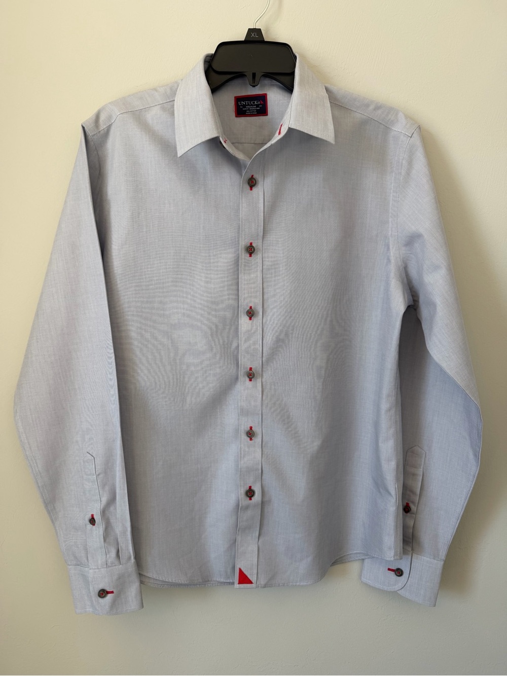 Untuckit Men’s Light Gray Button-Down Shirt